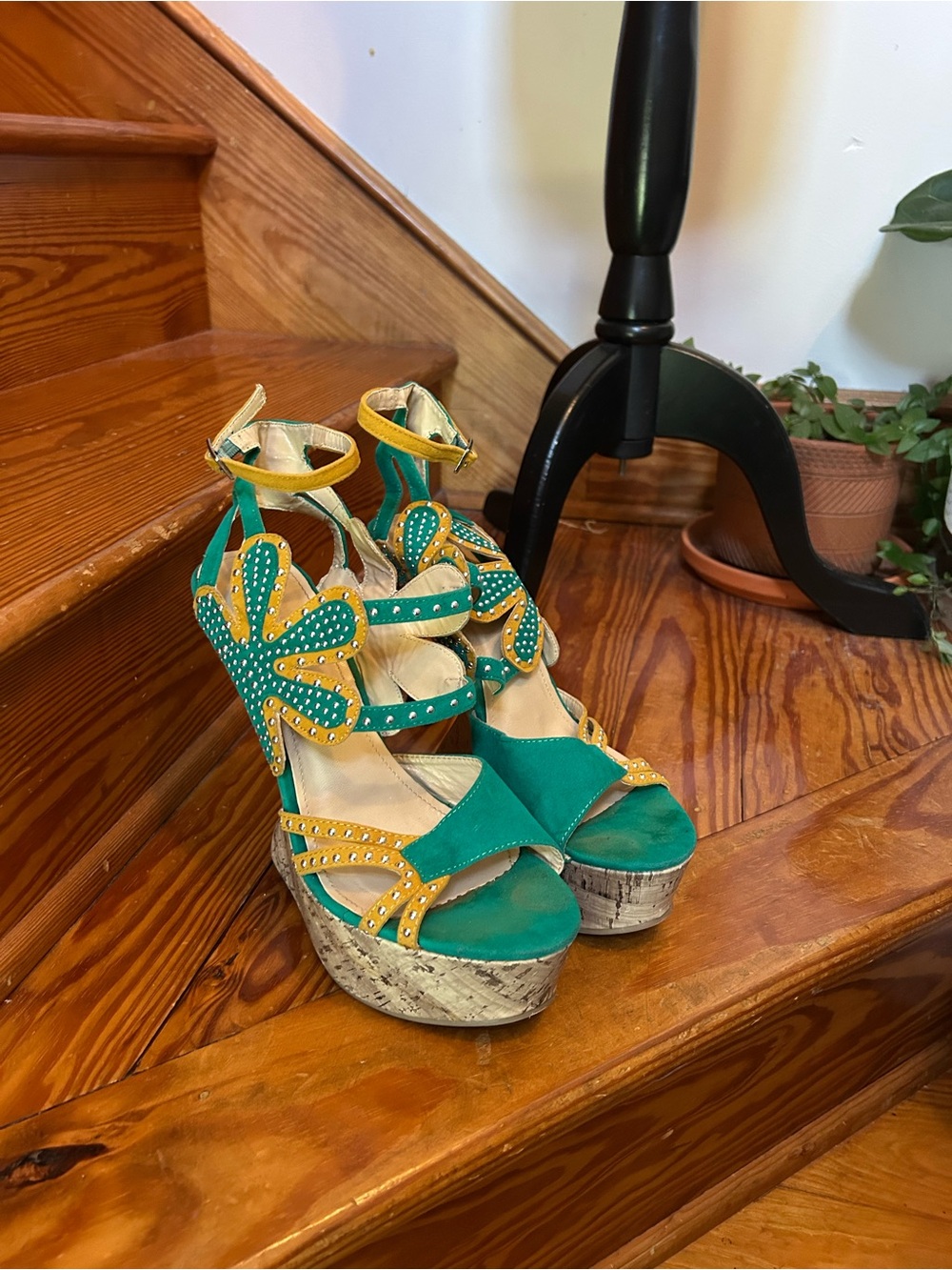 Alba Women's Green and Yellow Floral Wedge Sandals